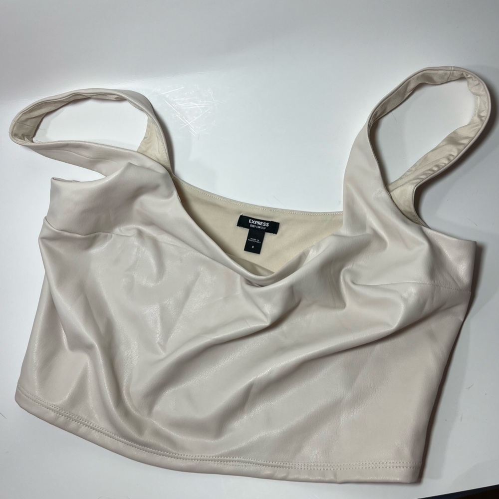 Express Body Contour Ivory Sleeveless Crop Top Size Small